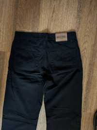 Штаны, джинсы, брюки мужские Moschino 31 размер