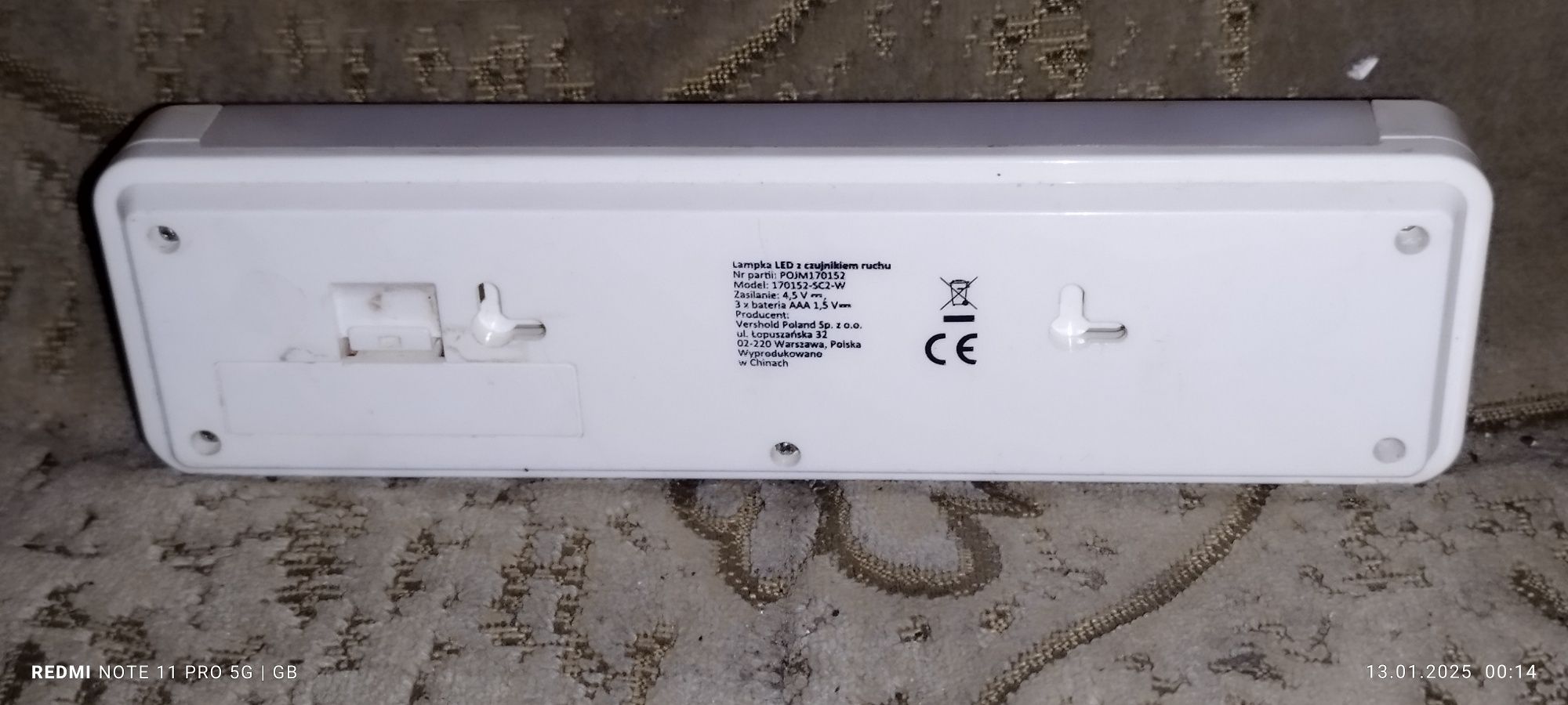 Sprzedam lampkę led z czujnikiem ruchu