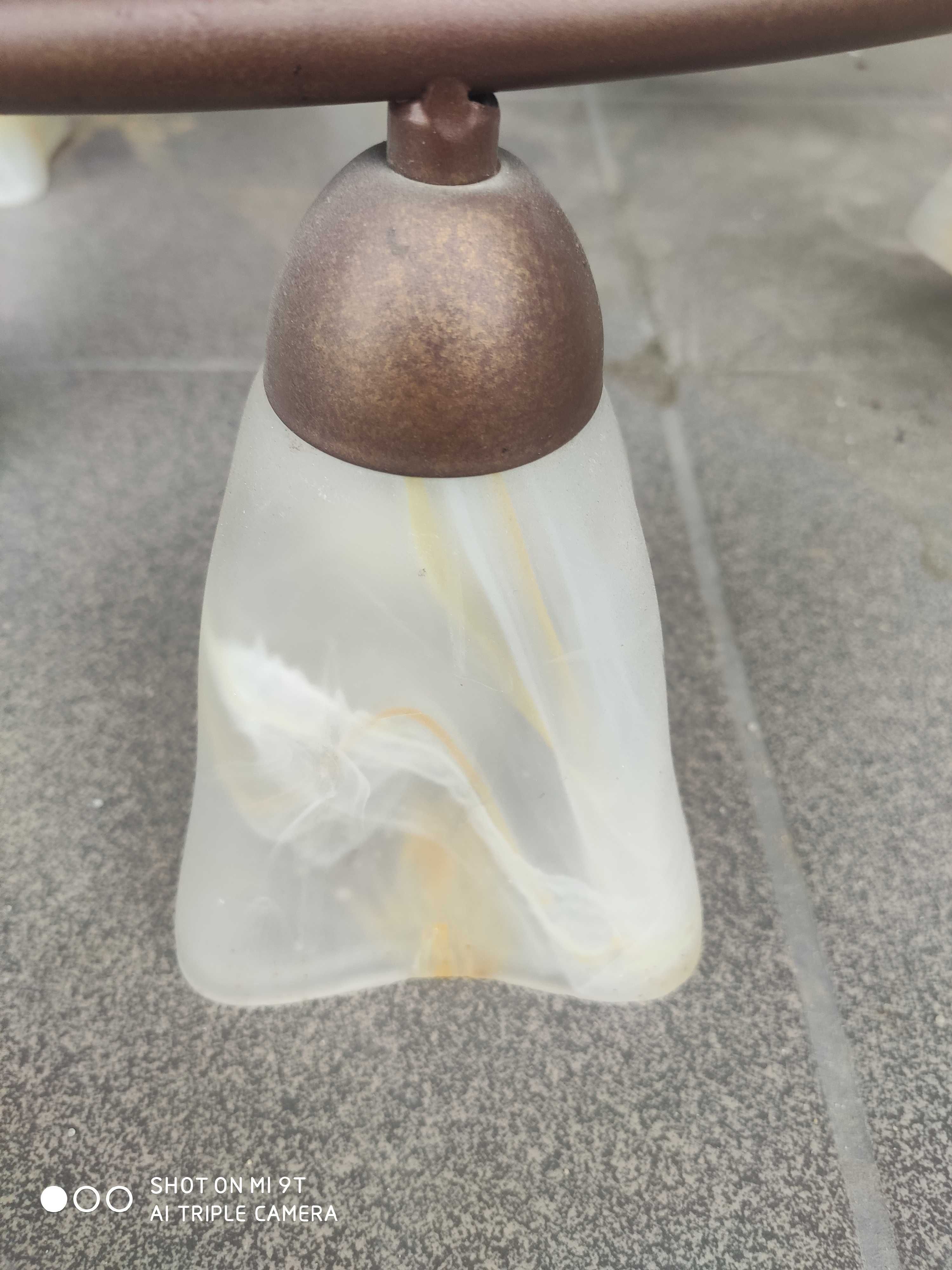 Lampa do salonu sufitowa