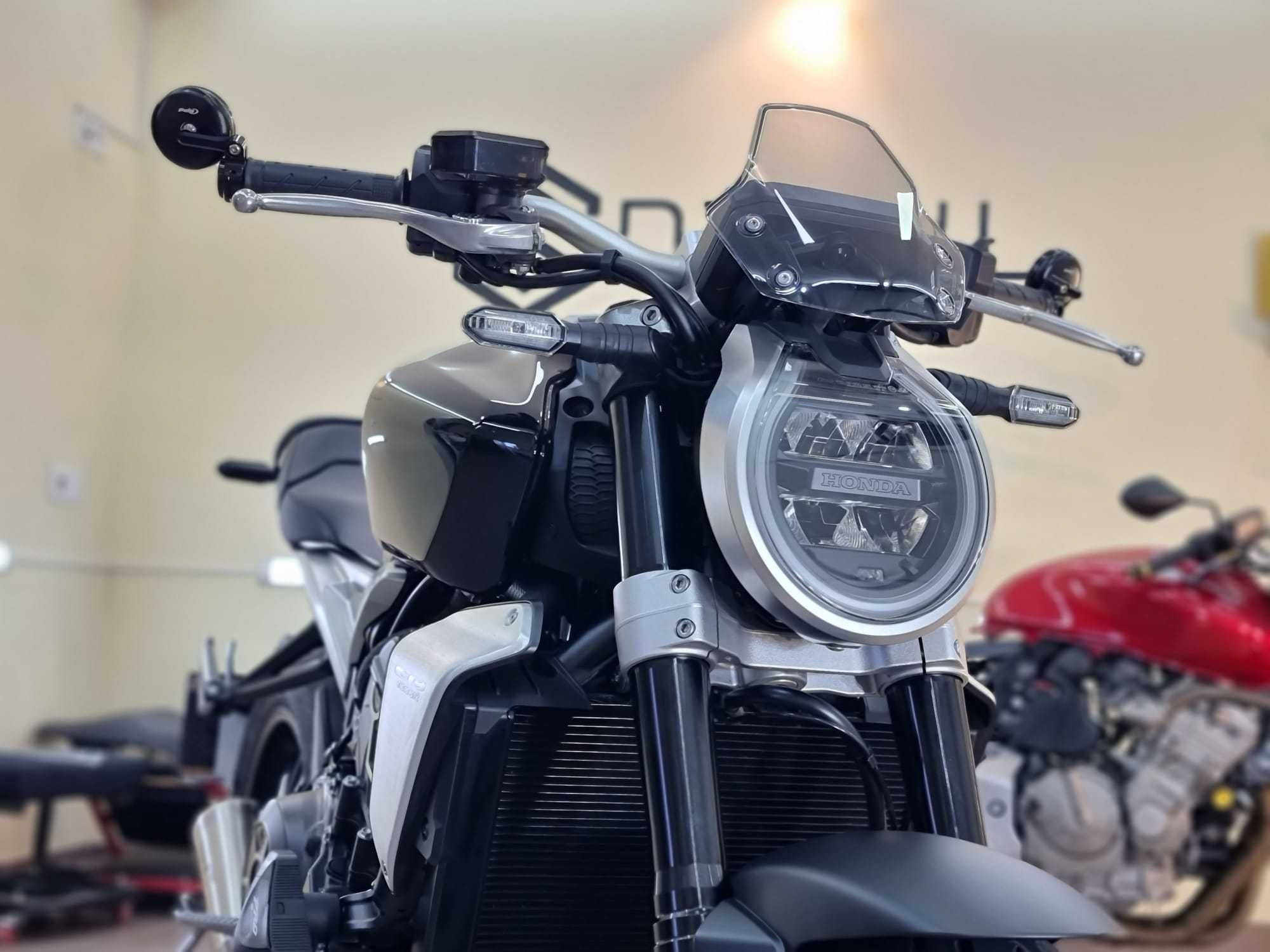 Honda CB1000R SC80