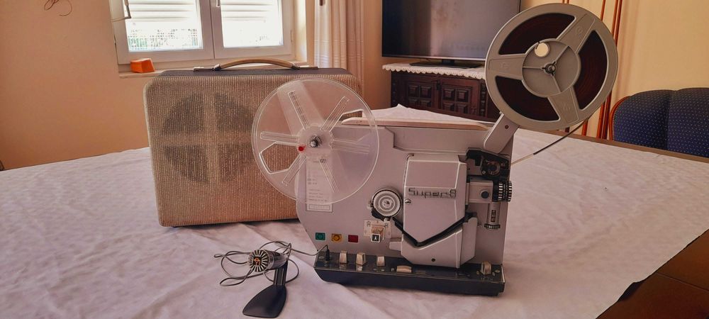 Projetor Suma 250S- em bom estado