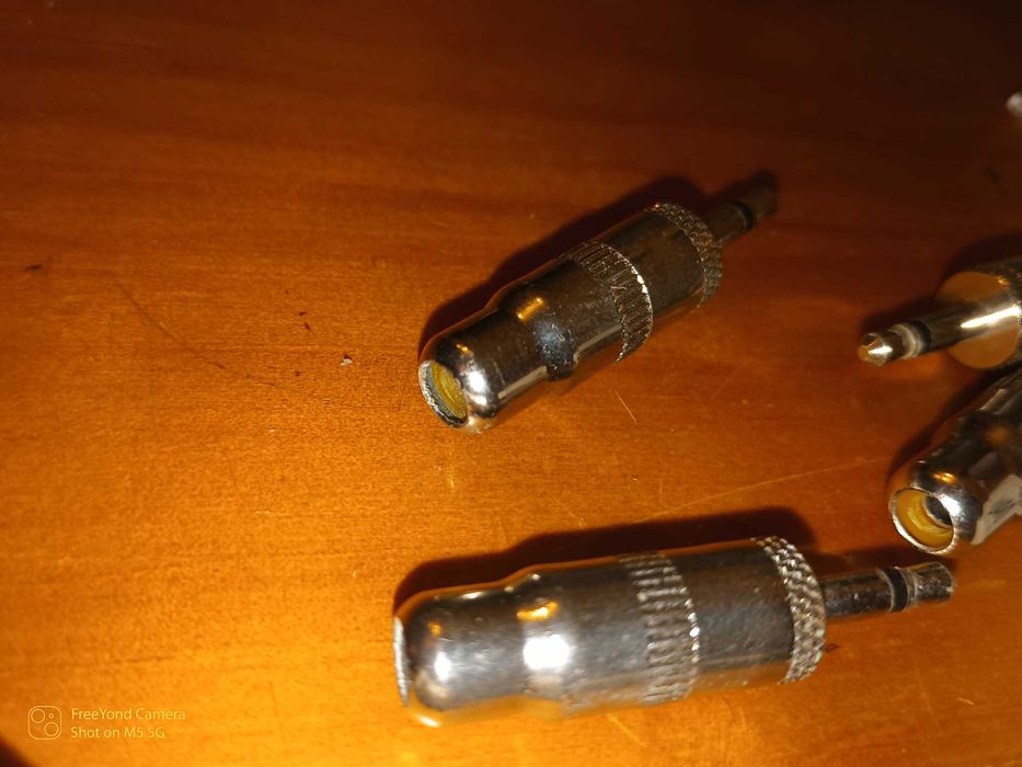 Varios cabos e adaptadores para informatica