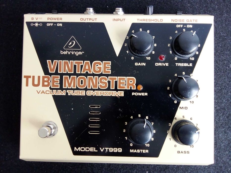 BEHRINGER Vintage Tube Monster VT999