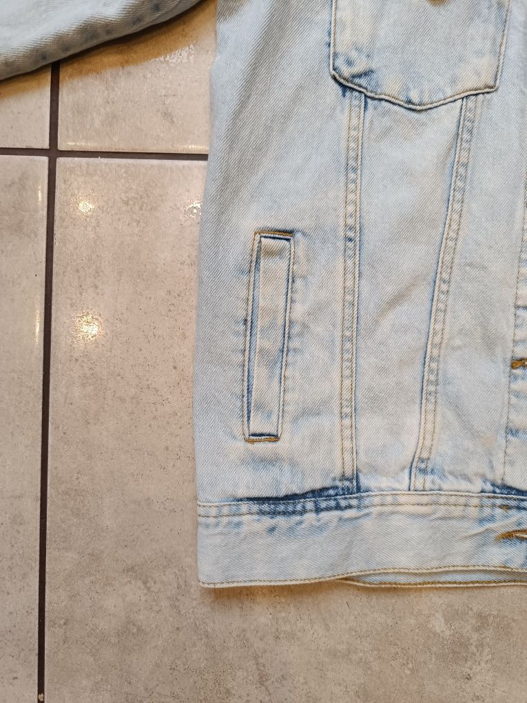 Kurtka katana jeansowa z nadrukiem na plecach rozmiar S