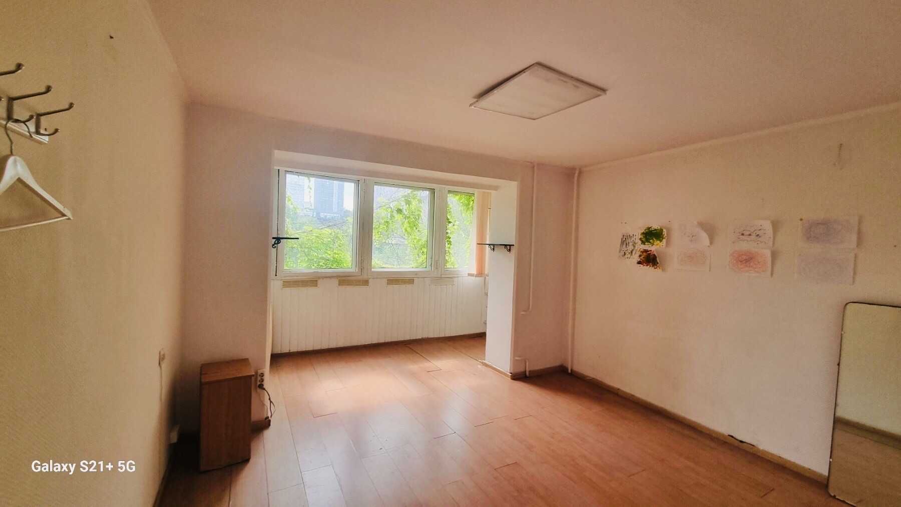 Продажа 3 комнатная квартирі 73 кв.м. на ул.Антоновича 100