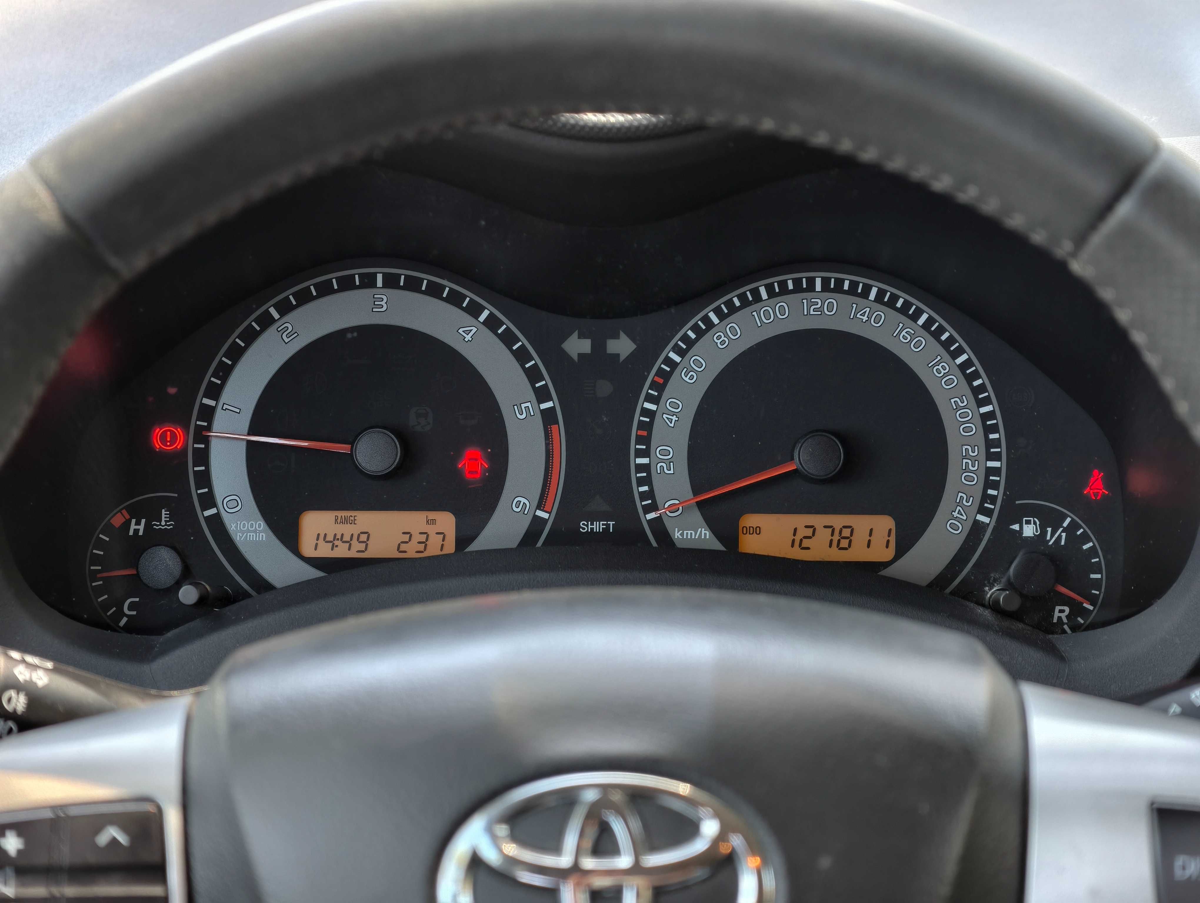 Toyota Auris 1.4 D-4D Sport | 127 mil quilometros | Nacional