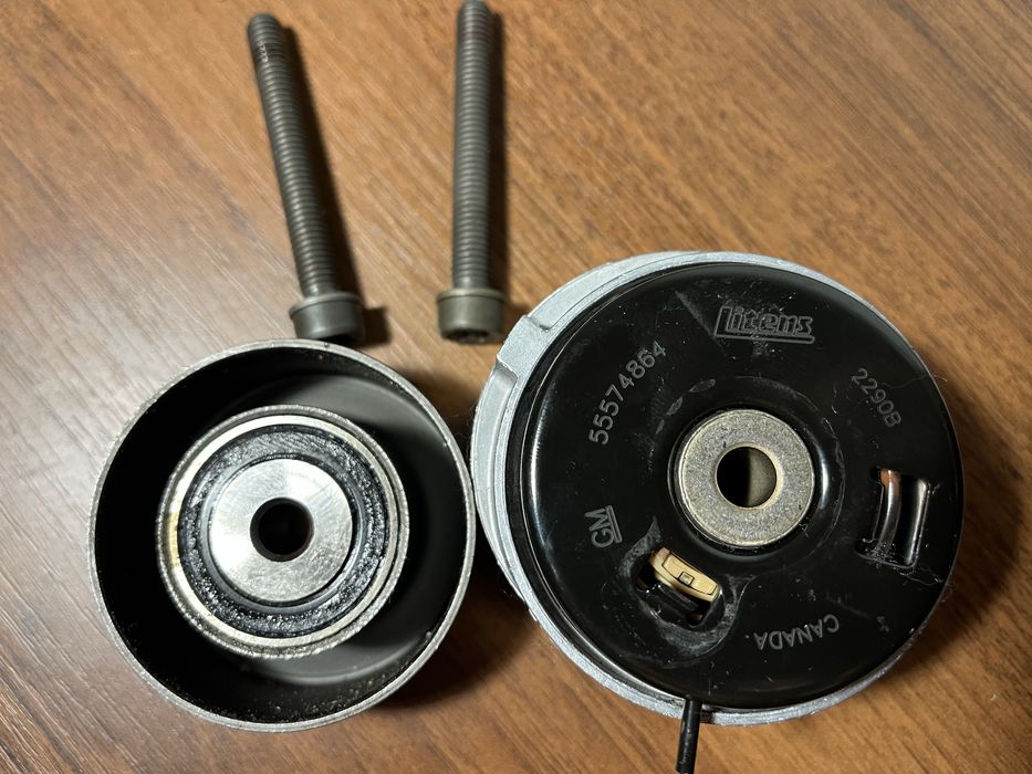 Комплект ременя ГРМ Opel Zafara B