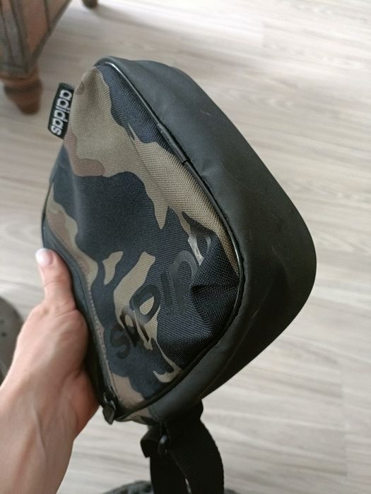 Saszetka ,nerka adidas