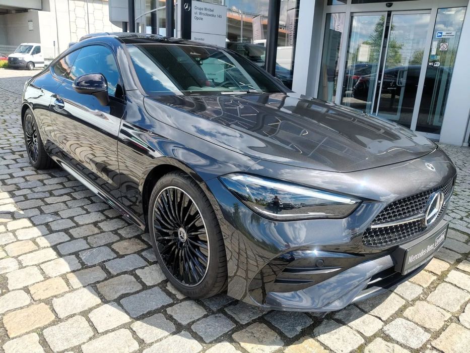 Mercedes-Benz CLE Burmester, Panorama, NIGHT, AMG Line, Martwe Pole