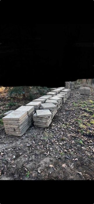 Płyta płytka chodnikowa  50x50 solidna starego typu