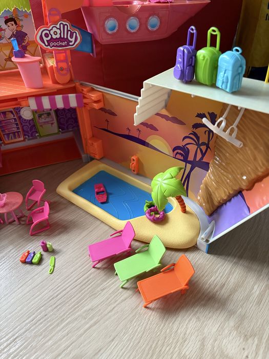 Statek Polly Pocket, domek do zabawy