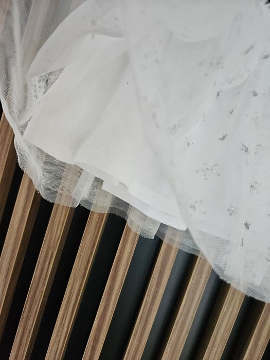 Biała spódniczka tiulowa w gwiazdki 86