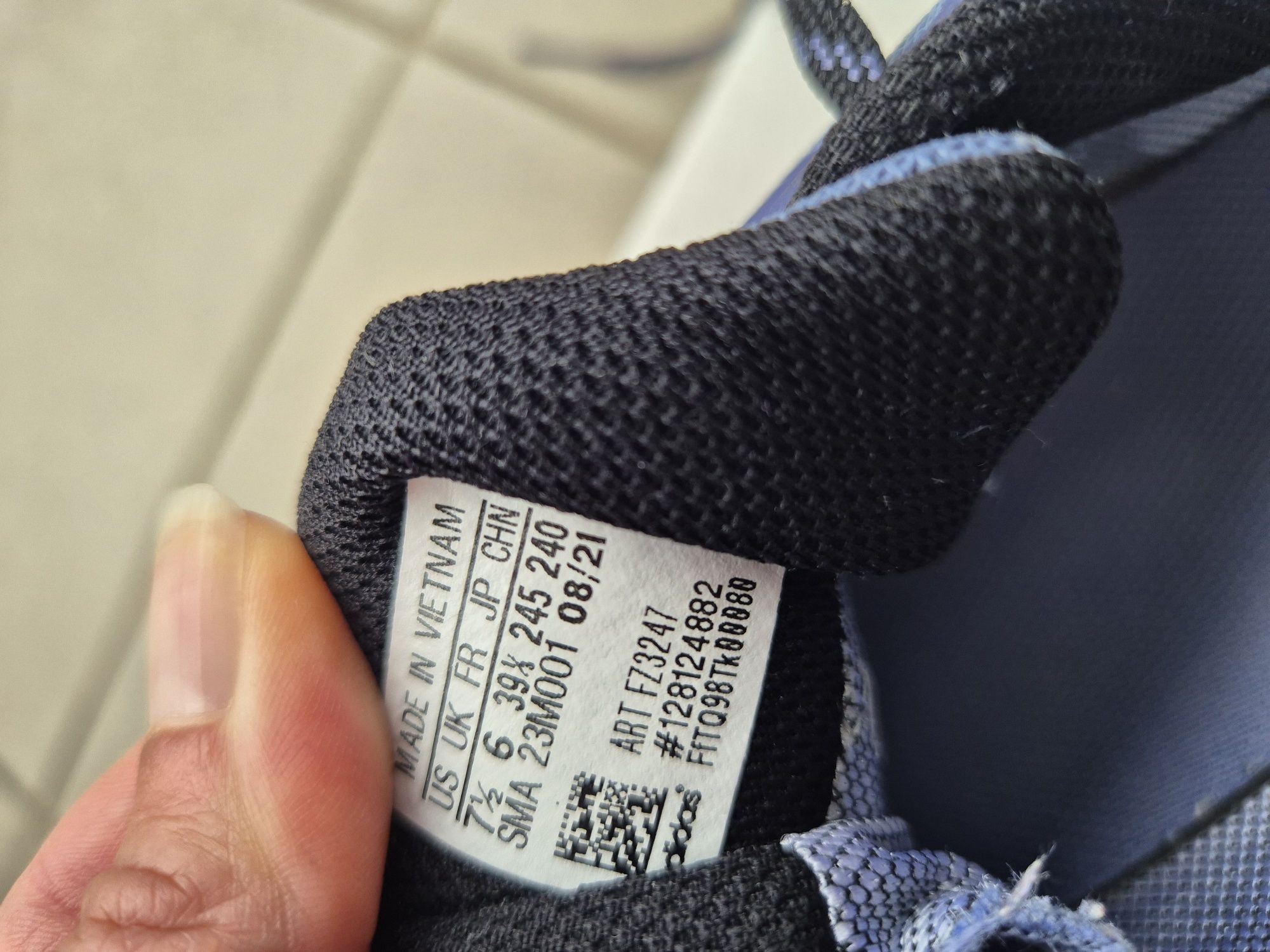 Adidas buty sportowe damskie TERREX AX4 GORE-TEX rozmiar 39 1/3