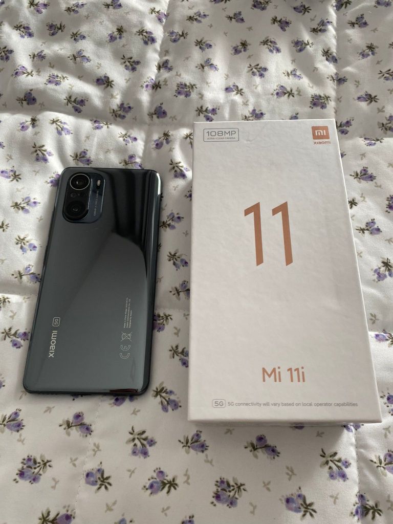 Xiaomi Mi 11i Preto - 128GB