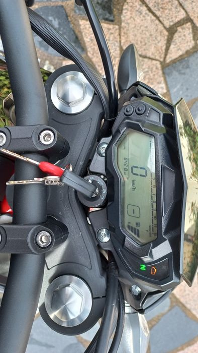 Benelli BN 125...