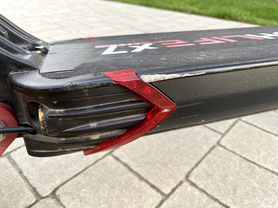 TechLife X7 Lite: 45 km/h, amortyzacja, serwisowana