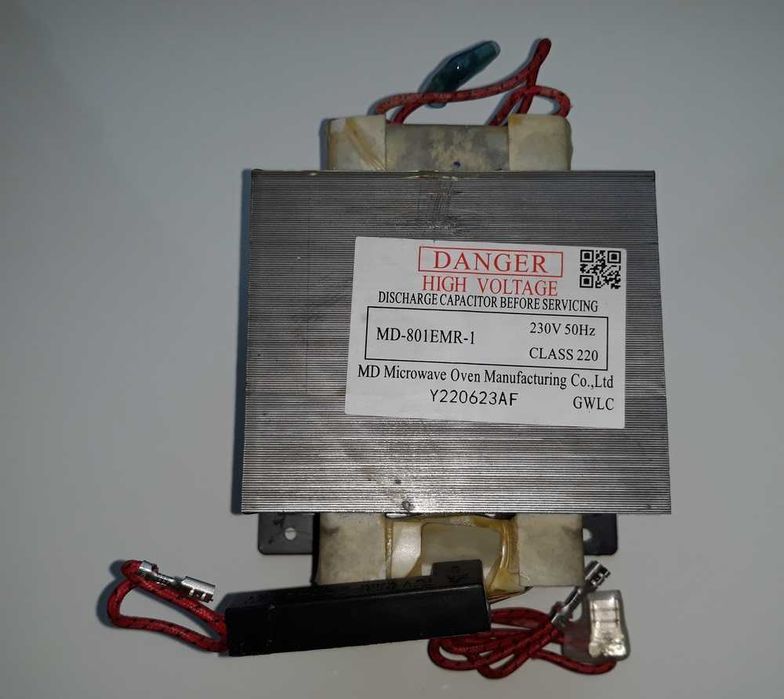 Transformator z kuchenki mikrofalowej Sharp YC-MS02
