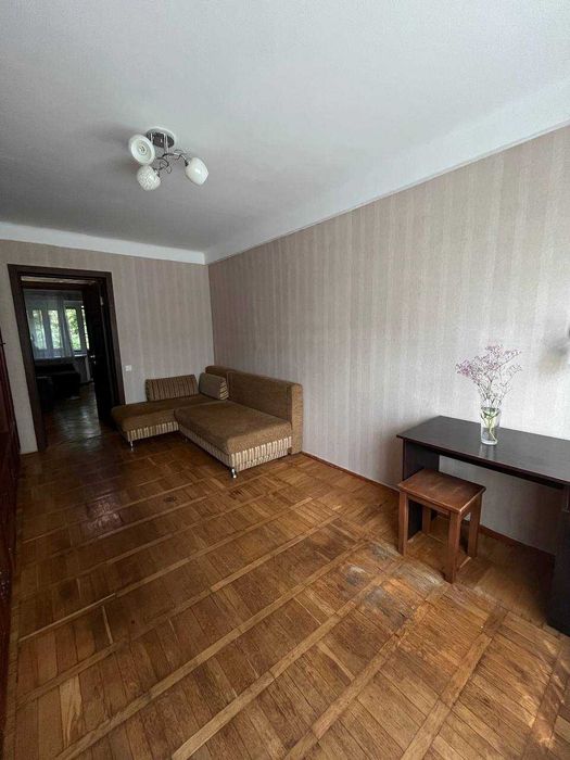 Сдам 2к,Шевченківський р-н,Нивки,Стеценко 9(Інтернаціональна площа)