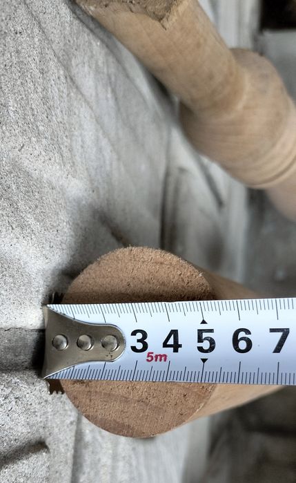 Drewniane tralki /balustrady /pionowe słupki do schodów balkonu tarasu