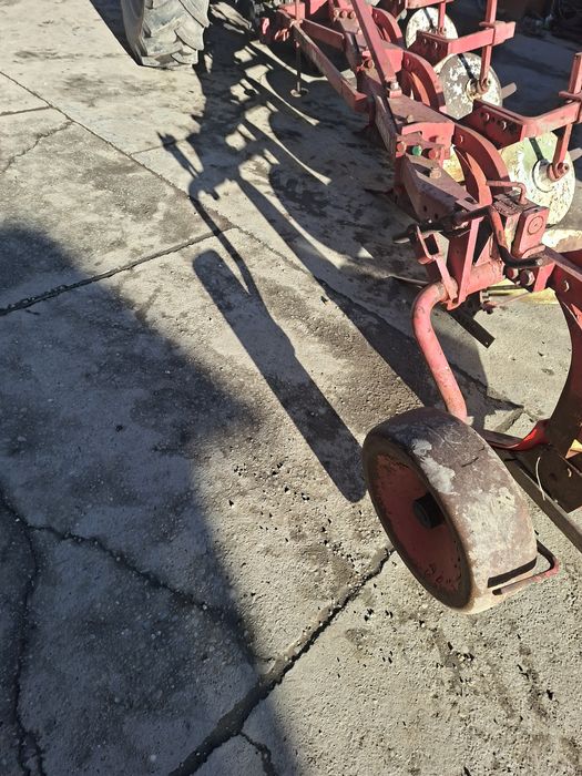 Продам плуг вогель нот