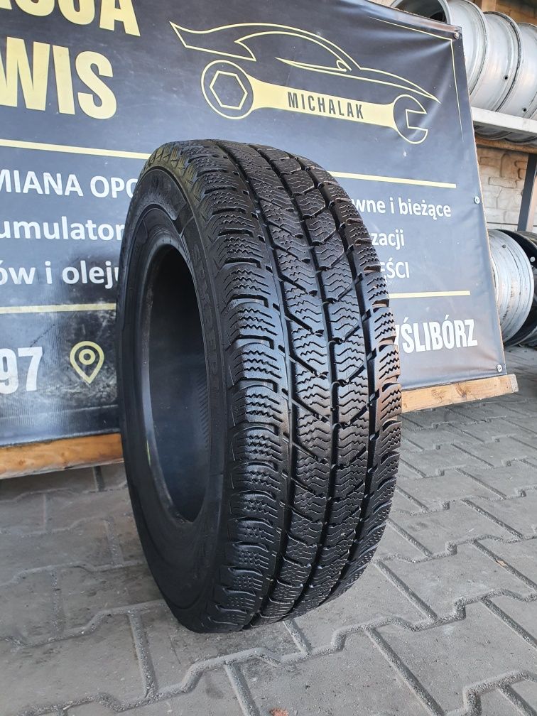 Opona zimowa 195/70/15C Semperit Van Grip 3