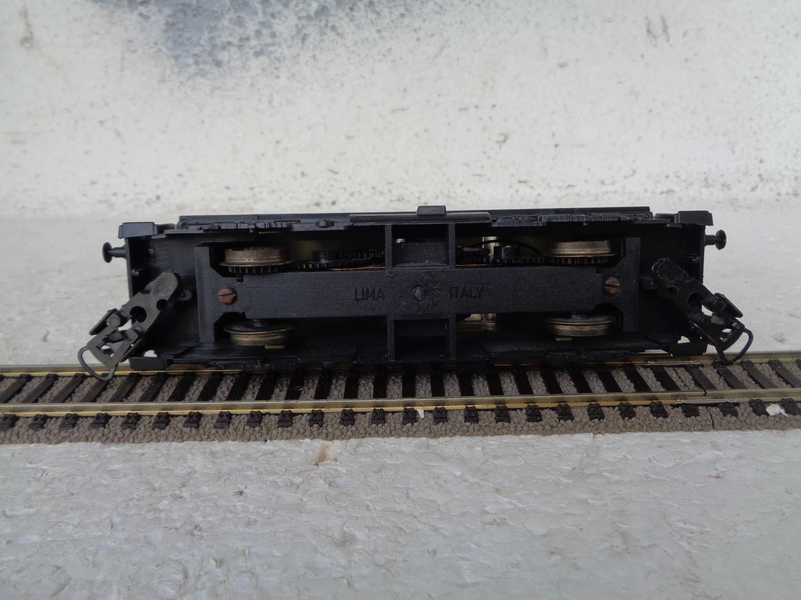 1:87 LIMA Locomotiva diesel E10 comboio