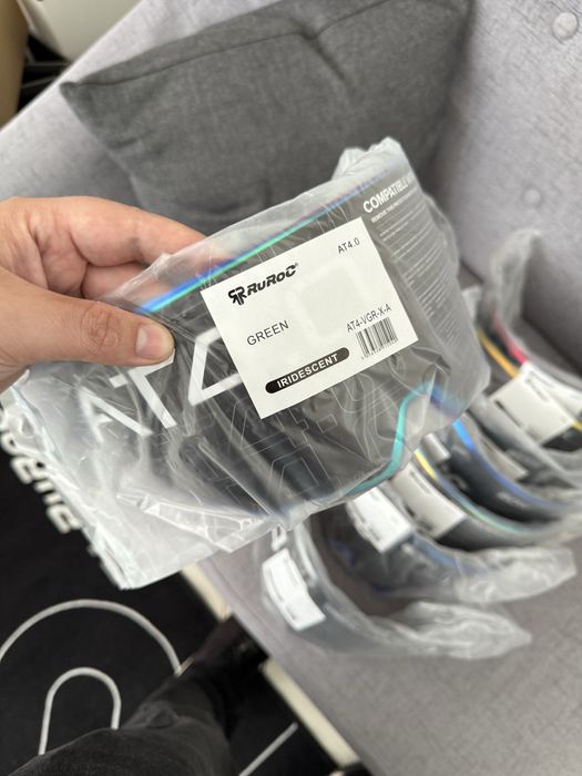 Ruroc Atlas 3.0 4.0 EOX - кольоровий візор в наявності