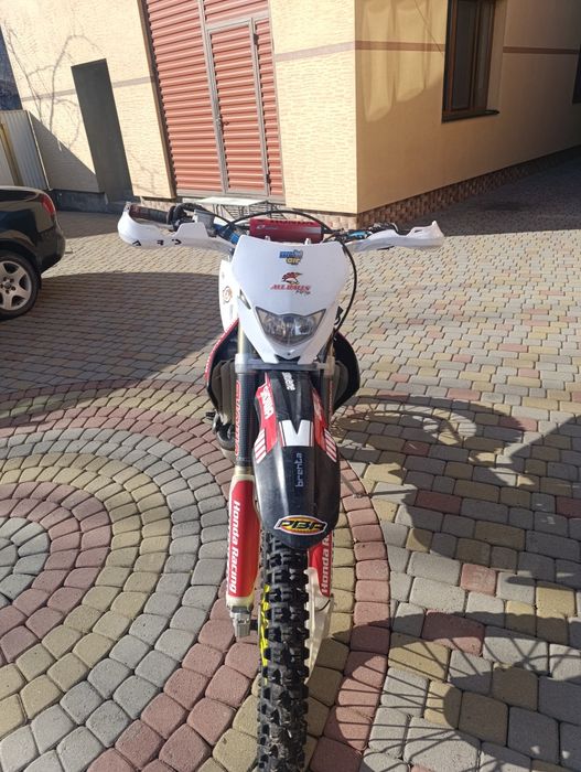 Продам мотоцикл Honda CRF 450  2008