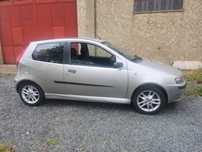 Vendo Fiat Punto 1.2 16V 80 D. PROTE ano 2002