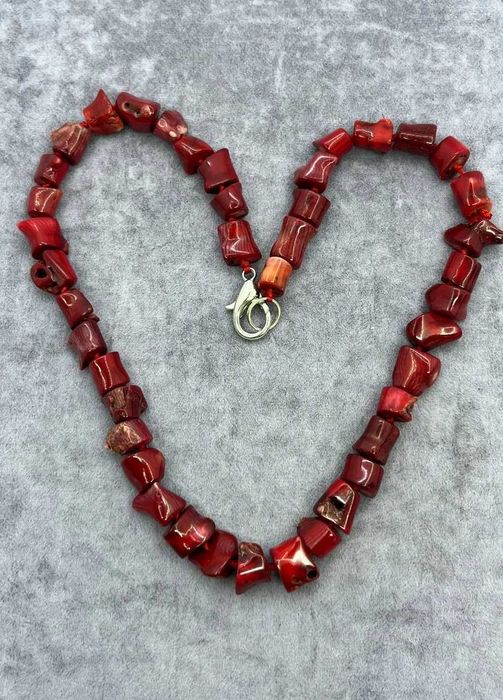 Коралове намисто