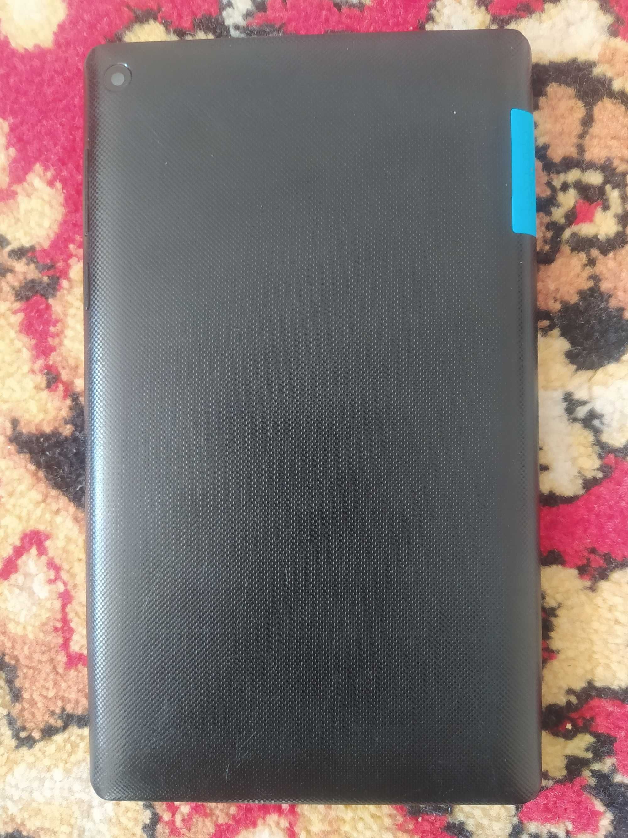 Продам Планшет Lenovo Tab 3 Essential 710F 8GB