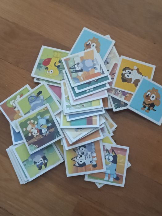 Jogo de memória Bluey e Bingo