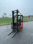 Linde E 15  wózek widłowy , Linde E 15 E16 , obrotnica , nowa bateria , prostownik