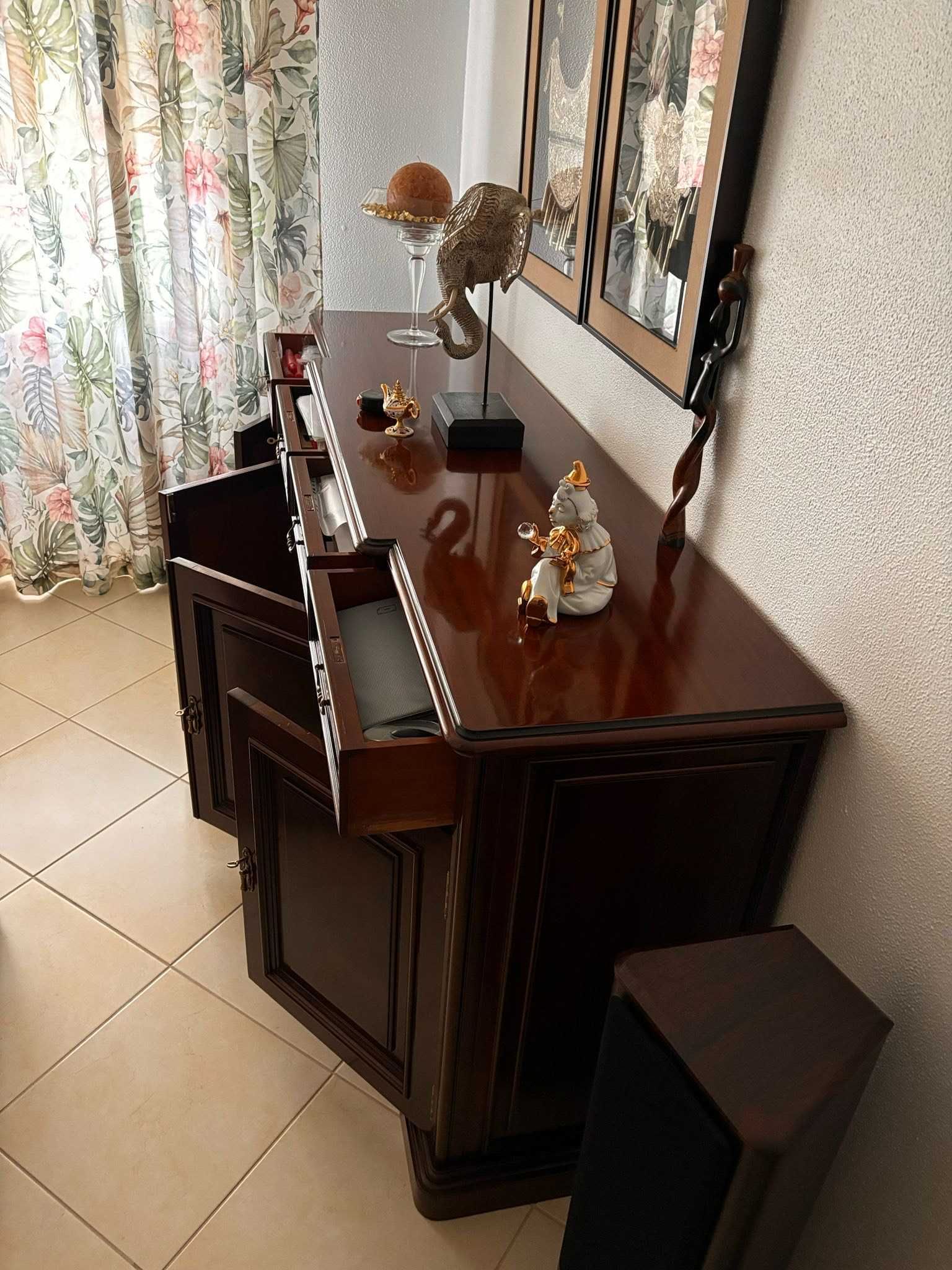 Móvel aparador para sala