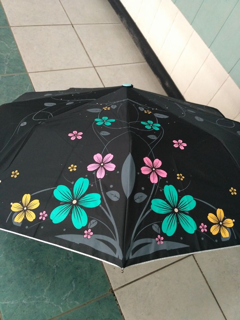 Зонт парасолька полуавтомат черный с цветами