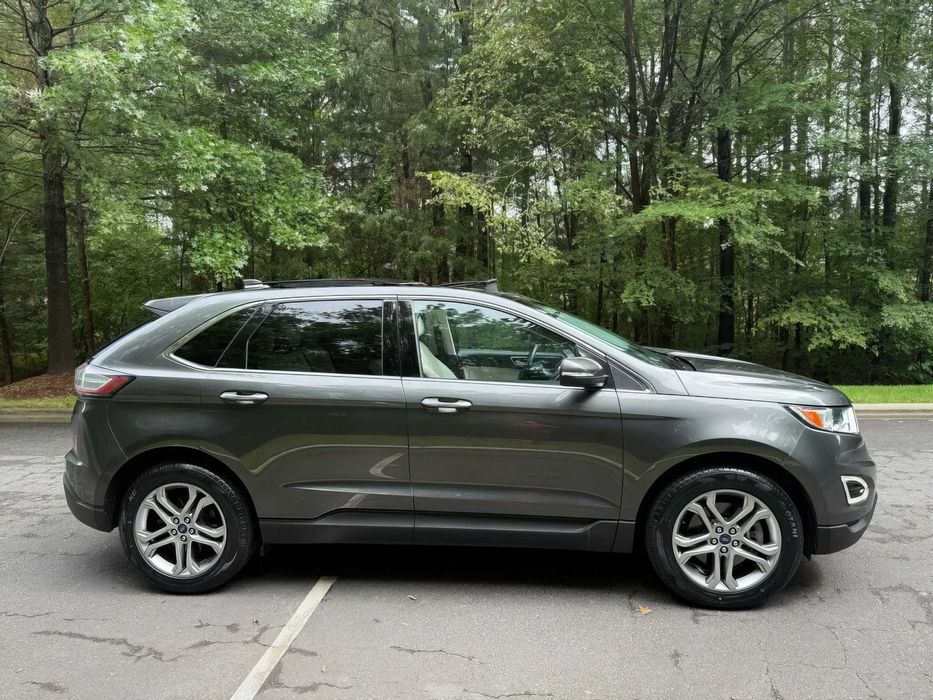 Ford Edge      2016