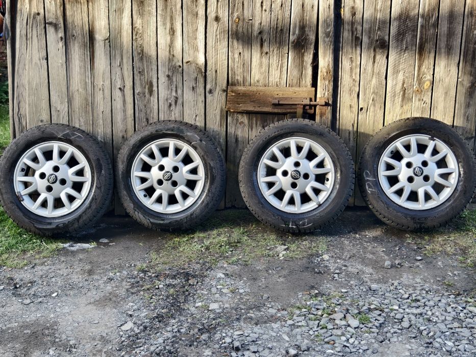 Alufelgi 15 4x114,3 z oponami zimowymi Dębica Frigo   195/65/r15