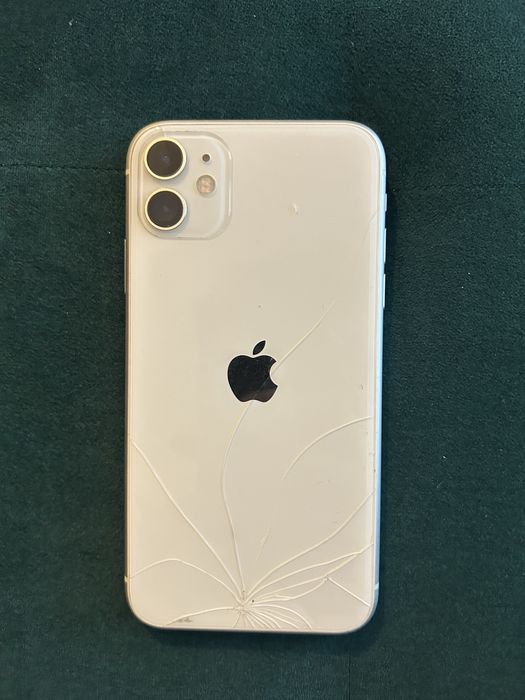 Sprzedam Iphone 11