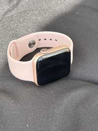 Apple Watch 4, 44mm