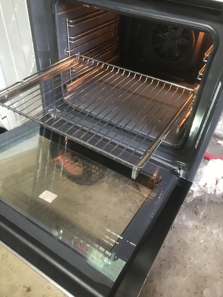 Електро духовка Voss/Electrolux . Конвекція