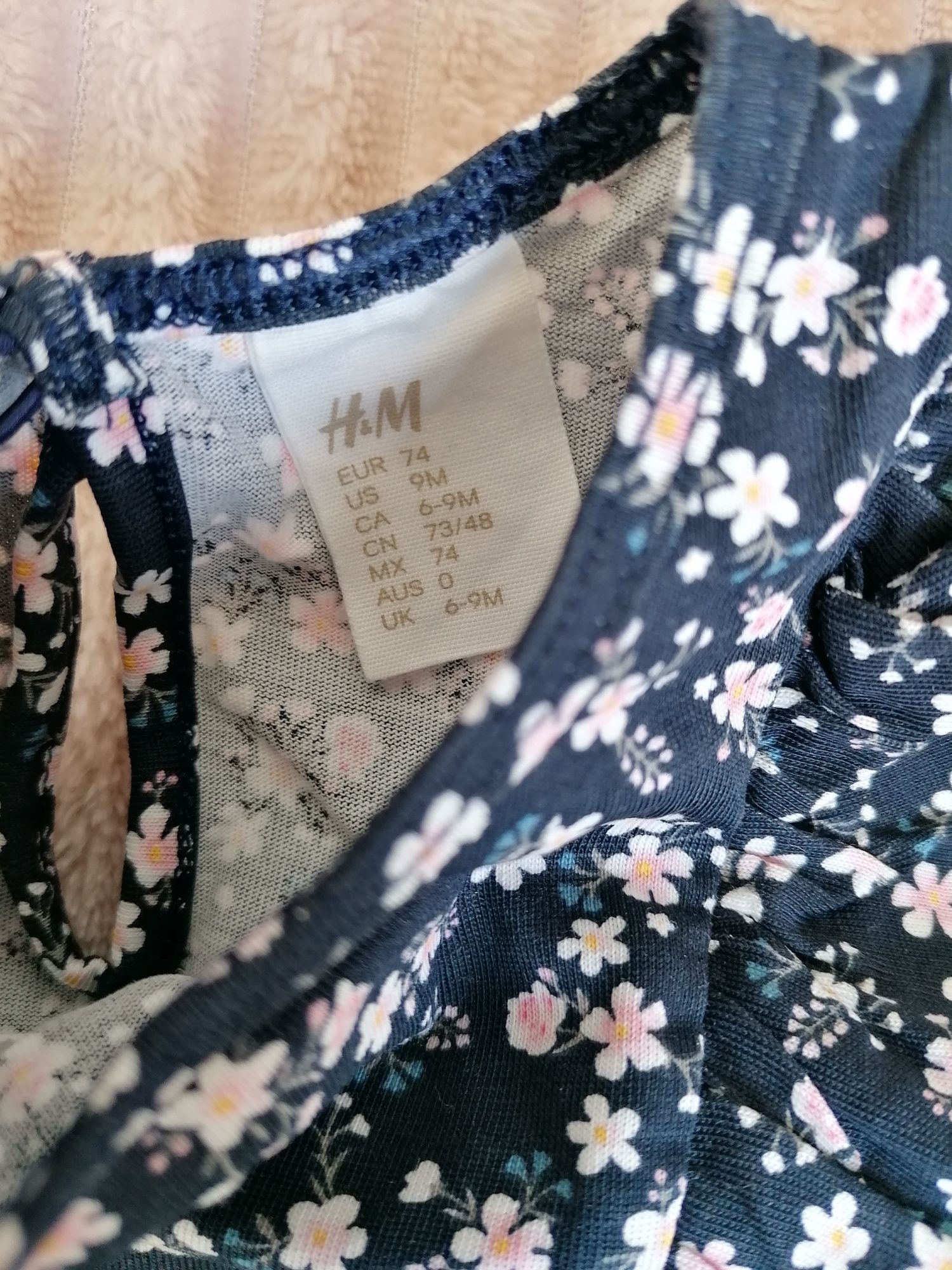 Sukienka niemowlęca H&M r.74, NOWA na lato, bez rękawów, w kwiatki