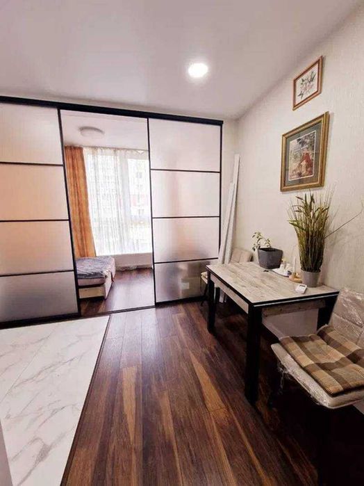 1К- квартира с ремонтом в новом доме ЖК Розенталь.