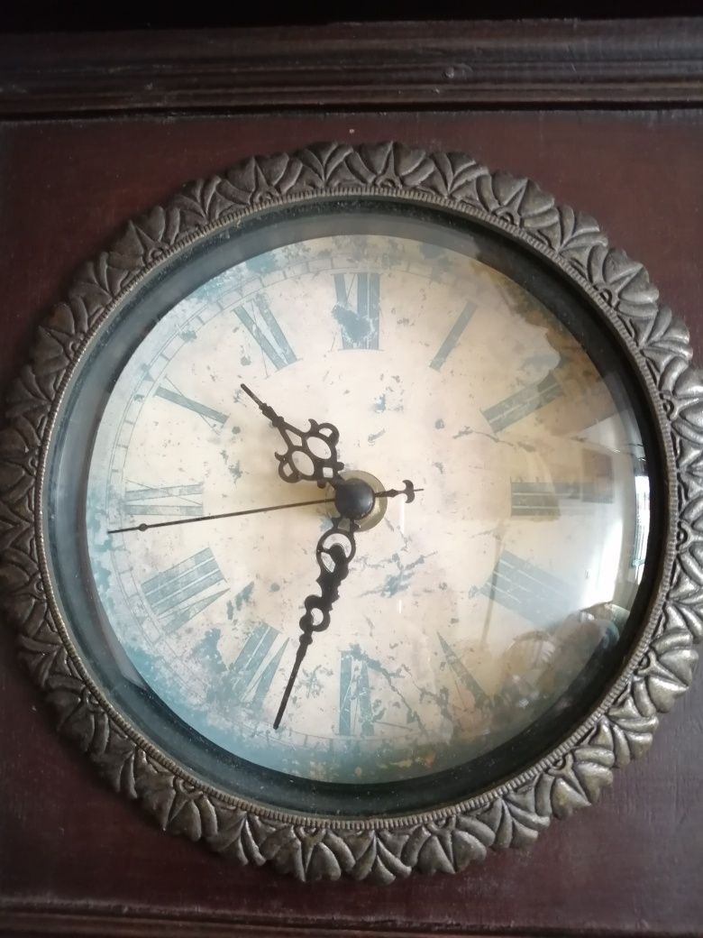 Relógio estilo antigo - BAIXA DE PREÇO