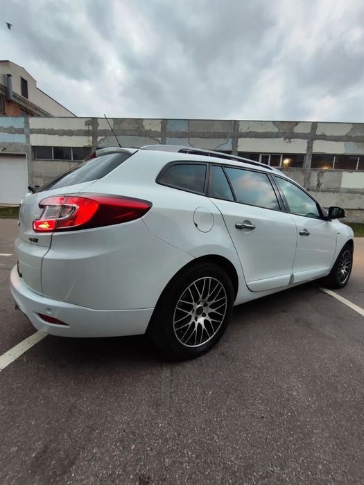 Продам Renault Megan 3 GT-LINE Bose