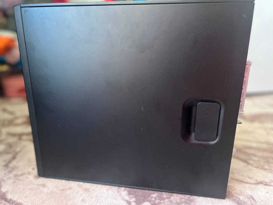 Komputer HP EliteDesk 705 G2 + monitor NEC 19”