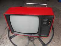 Telewizor Junost 402B czerwony, stary, PRL, radziecki, vintage, retro