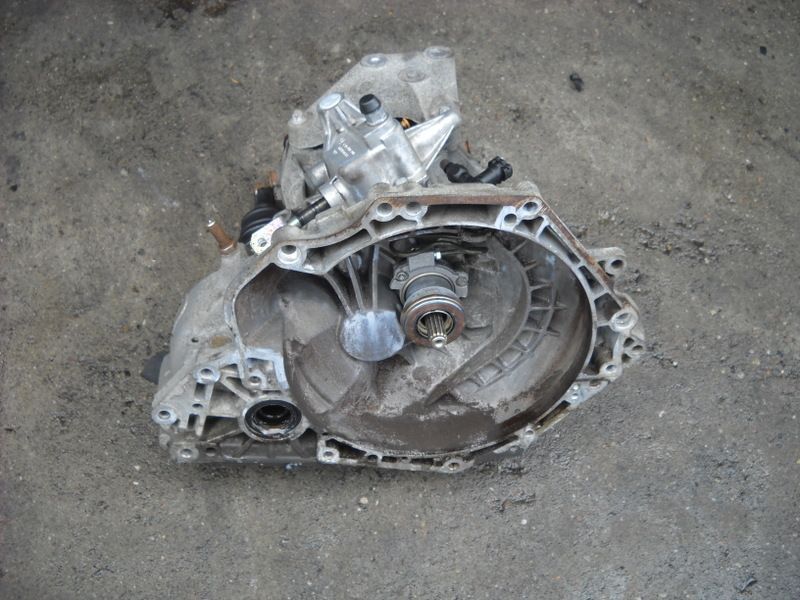 skrzynia biegow vectra astra 1.6 1.8 16v t4c394