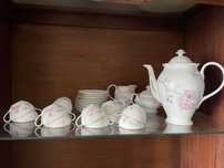 Serviço de café em porcelana Vista Alegre antigo