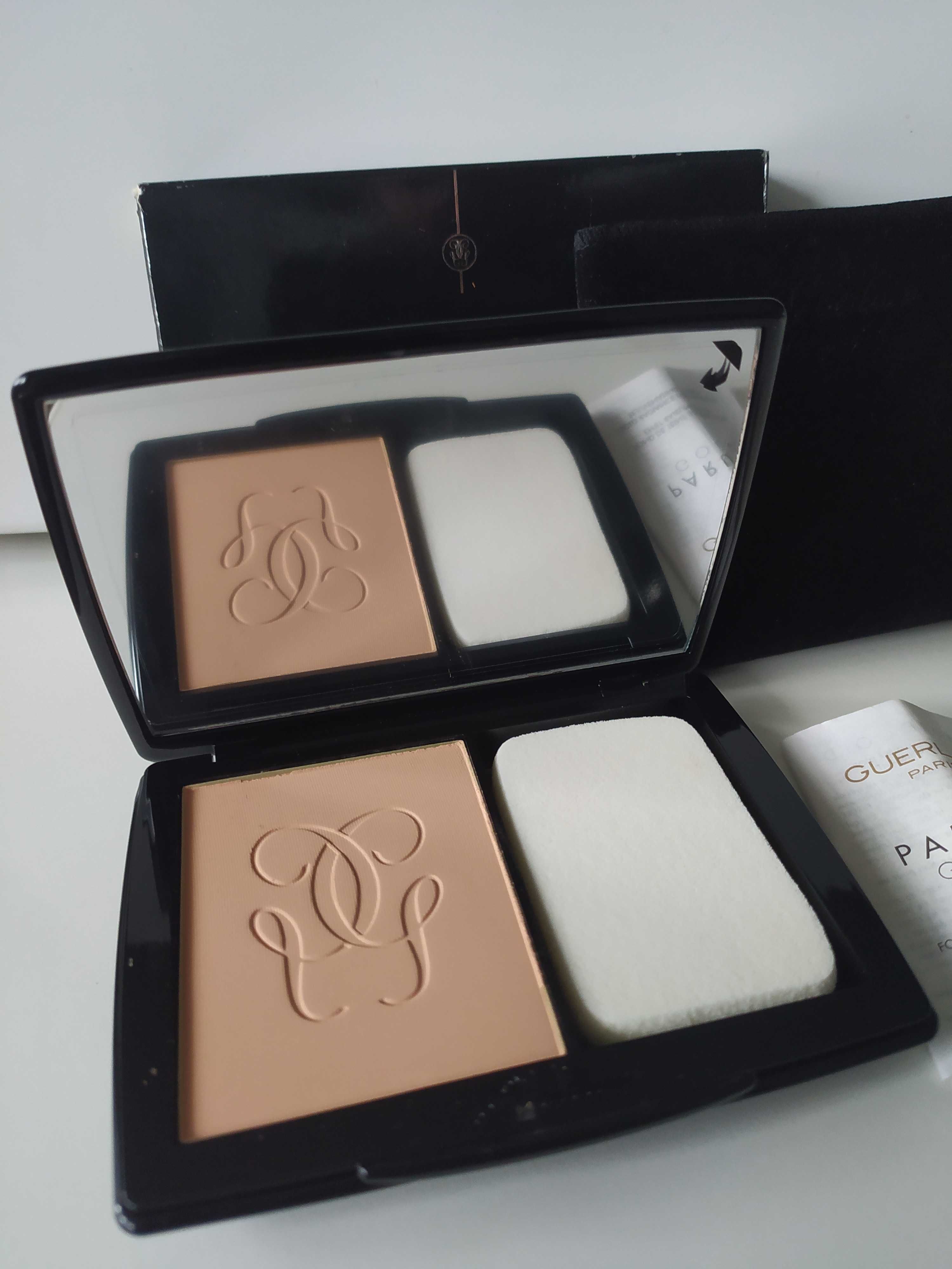 Guerlain Lingerie de Peau nr 12 Light Rosy podkład w kompakcie