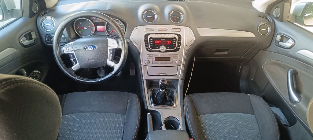 Ford Mondeo 1.8Tddi  Ano-2010